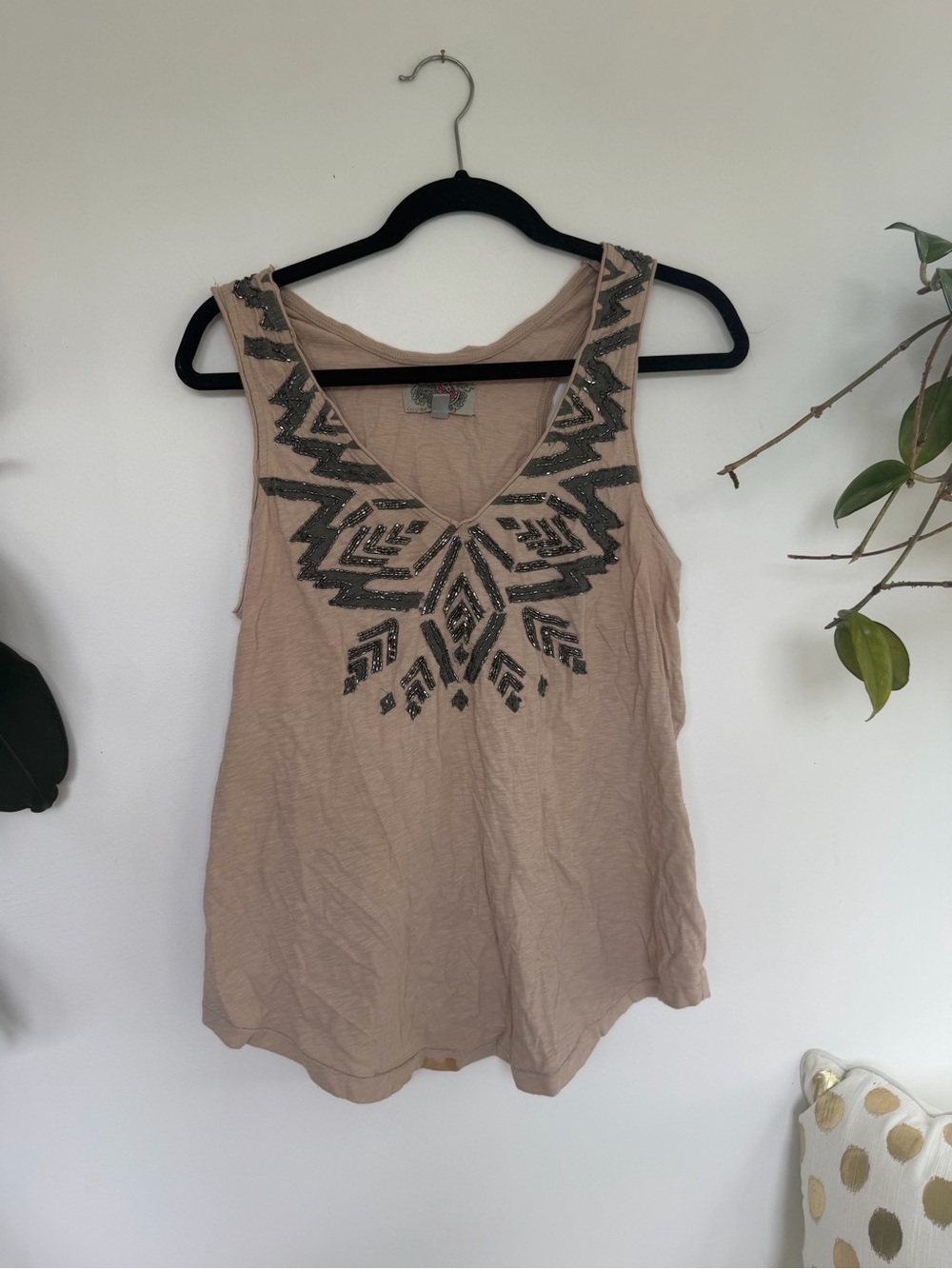 Ecote nude Beaded V-Neck Tank Top